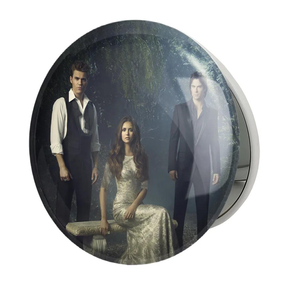 آینه جیبی خندالو طرح استفان و الینا و دیمون خاطرات یک خون آشام The Vampire Diaries مدل تاشو کد 20266
