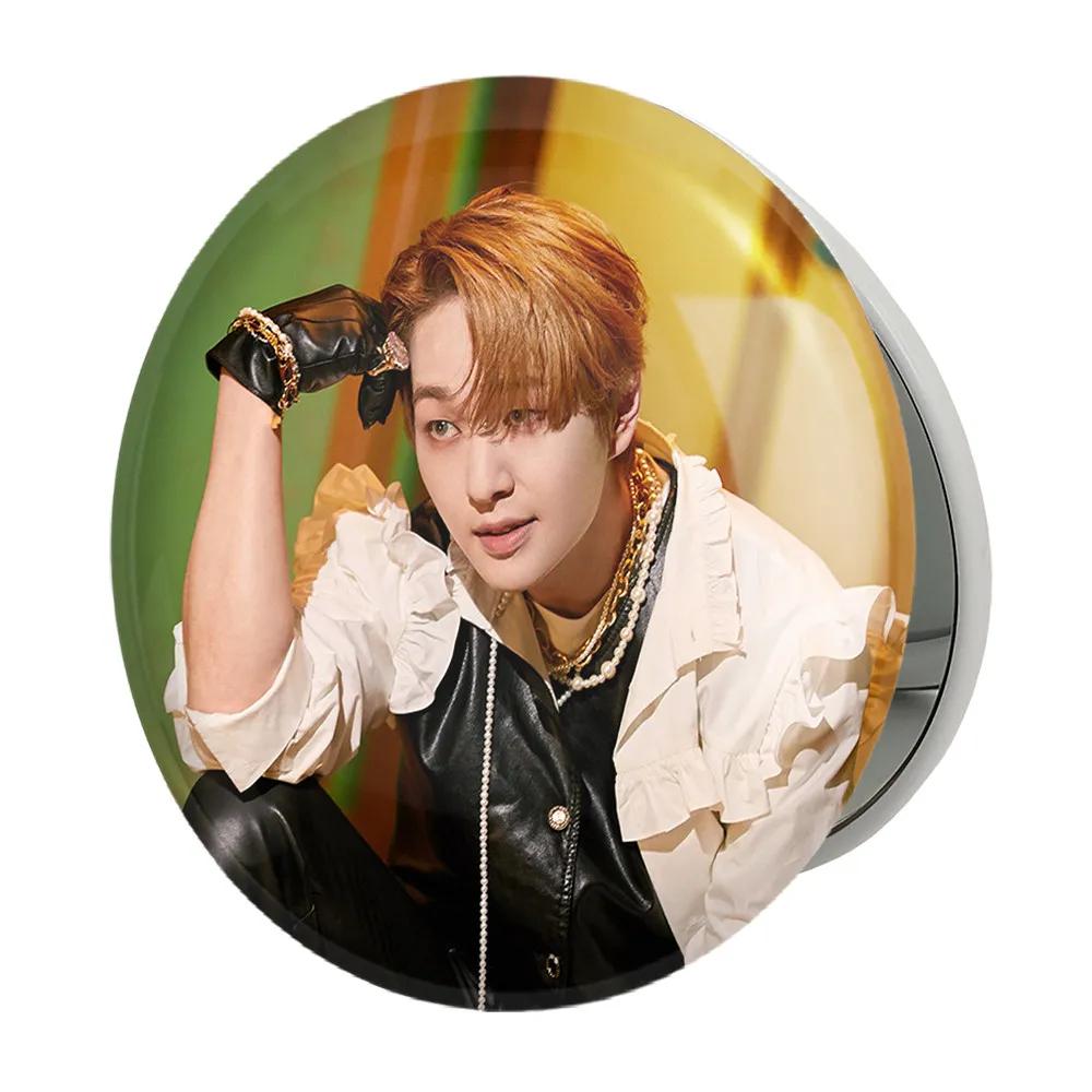 آینه جیبی خندالو طرح اونیو گروه شاینی Shinee مدل تاشو کد 21311