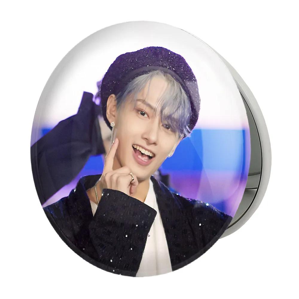 آینه جیبی خندالو طرح جونهی گروه سونتین Seventeen مدل تاشو کد 21594