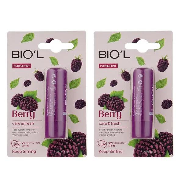 بالم لب نرم‌کننده و مرطوب‌کننده بیول مدل Berry با SPF 15، حاوی موم کاندلیا، موم کارنابوا، موم زنبورعسل، کره کاکائو و ویتامین E، بافت سبک و رنگ‌دهی ملایم بسته 2 عددی — تصویر ۲
