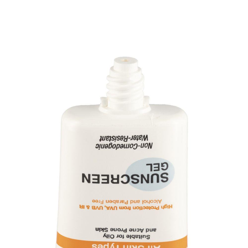 ژل ضد آفتاب با SPF46 مناسب پوست چرب و جوش دار حجم 50 میلی لیتر فاربن — تصویر ۳