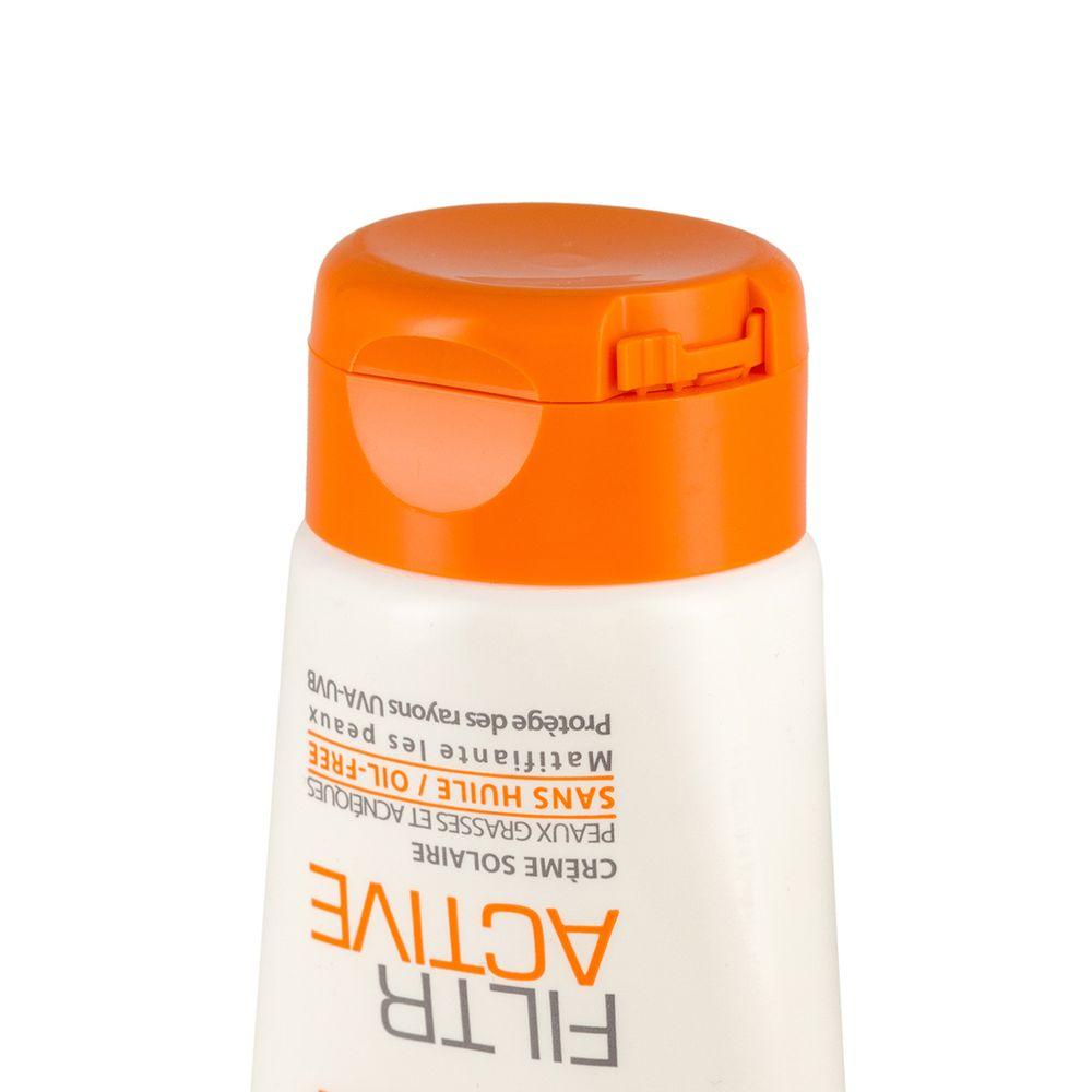 کرم ضد آفتاب بی رنگ SPF 50 مناسب پوست چرب و مستعد آکنه حجم 50 میلی لیتر ژاک آندرل پاریس — تصویر ۴